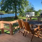 Campingfass Mit Panoramaterrasse Parque de Campismo *