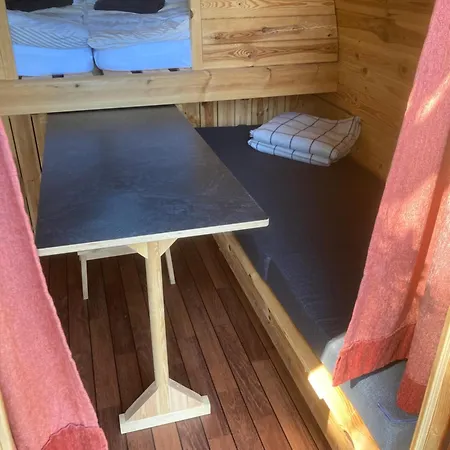 Campingfass Mit Panoramaterrasse Campsite