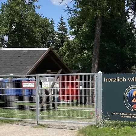 Campingfass Mit Panoramaterrasse Campsite