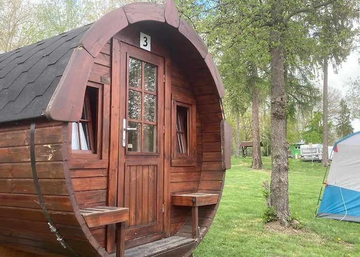 Campingfass Mit Panoramaterrasse *